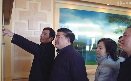 十二屆全國(guó)人大常委會(huì)副委員長(zhǎng)陳竺 十二屆全國(guó)人大常委會(huì)副委員長(zhǎng)陳竺